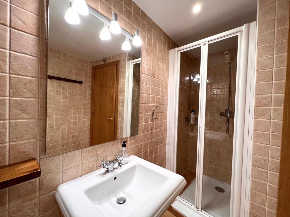 Apartament Boet - Ainet De Cardos - L'Amfitriona 里贝拉德卡多斯 外观 照片