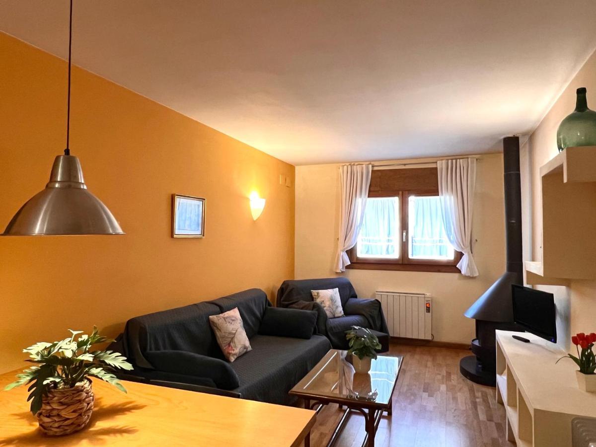 Apartament Boet - Ainet De Cardos - L'Amfitriona 里贝拉德卡多斯 外观 照片